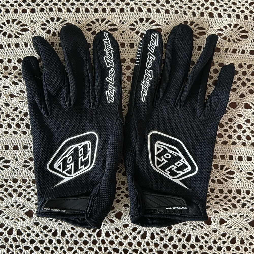 TroyLee Designs Moto Riding Gloves